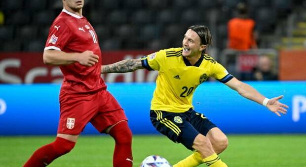 Malore per Olsson, il centrocampista del Midtjylland attaccato a un respiratore: come sta