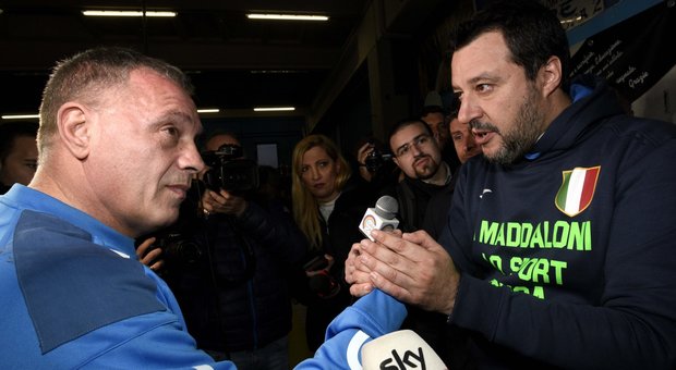 Elezioni suppletive a Napoli, Salvini accusa Ruotolo: «Scappa dal confronto, si sente Dio in terra»