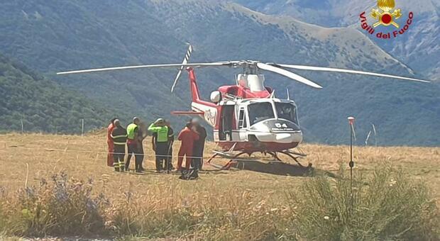 Non riesce più a proseguire sul sentiero dell'Acquasanta: per l'anziano escursionista serve l'elicottero