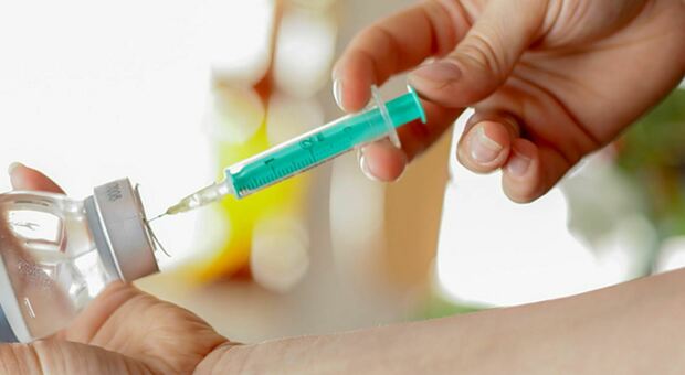 Covid e influenza, ecco i vaccini