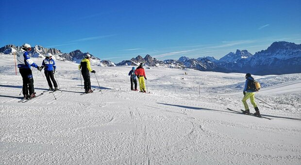 Dpcm, regioni chiuse un mese, scuola: da lunedì il 50% in classe. A sciare dal 15 febbraio