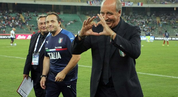 Nazionale, Ventura ospite di Fiorello: «La mia Italia gioca con il 4-2-4. La Spagna? Ce la fumiamo...»