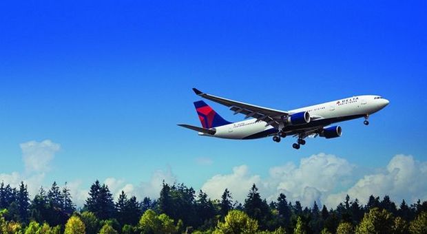 Delta investe 1 mld di dollari per diventare la prima compagnia aerea a zero emissioni