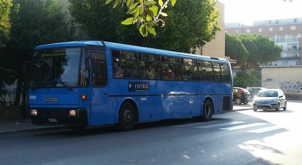 Un bus del Cotral