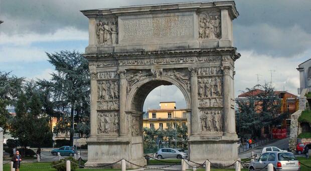 Arco Traiano
