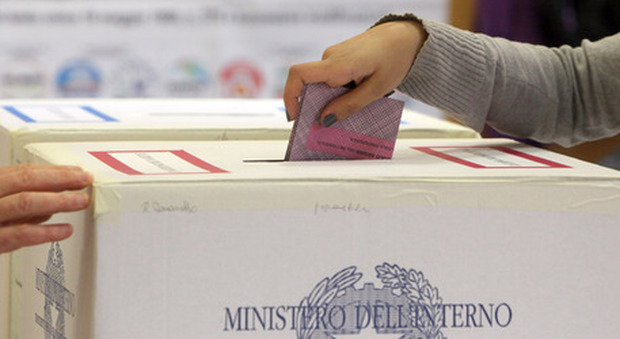 Elezioni in Sardegna, già 9 sindaci eletti su 28 grazie a quorum: affluenza in netto calo
