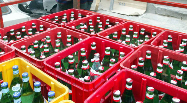 Il vetro diventa sempre più green, produzione delle bottiglie aumentata del 5,4%