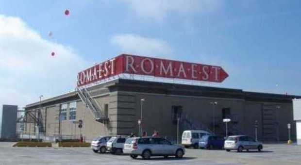 Collatina, truffa del parcheggio al centro commerciale Roma est: arrestati
