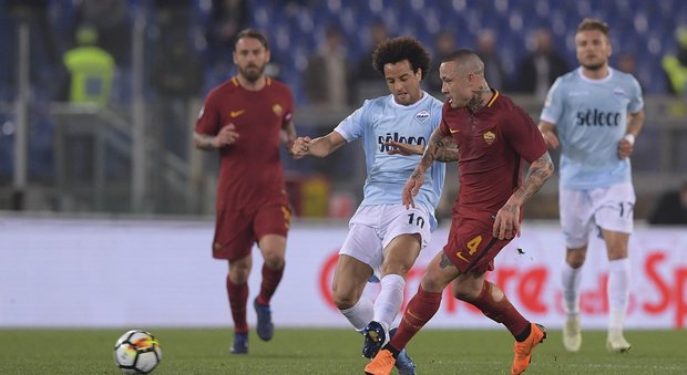 Lazio-Roma: il derby finisce senza gol, i giallorossi fermati da due pali