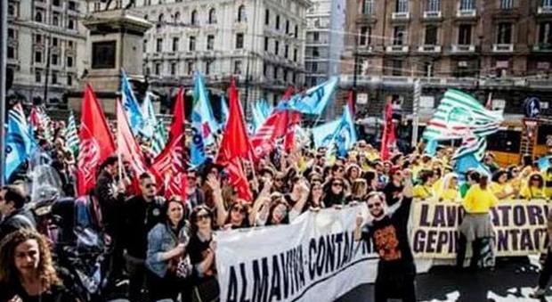 Crisi Almaviva, De Luca convoca sindacati e lavoratori in Regione