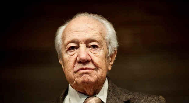 Portogallo, muore a 92 anni l'ex presidente Soares