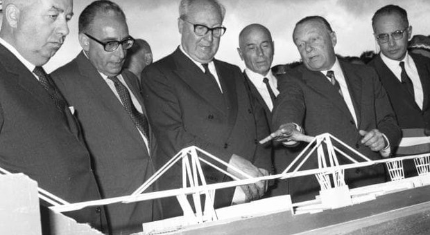 Ponte crollato, il progettista Morandi avvertiva nel 1979: «Si sta corrodendo»