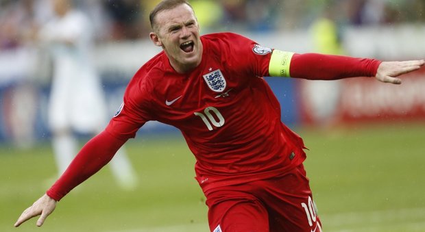 Rooney lascia la nazionale inglese: «Ora solo l'Everton»