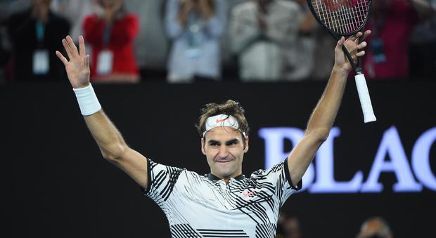 Roger Federer re eterno: vola in finale e ora unisce due diverse generazioni di tifosi