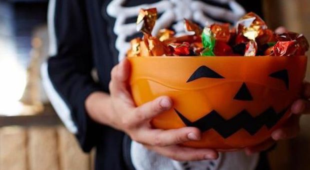 Allerta Halloween in Colorado: "I dolcetti dei ​bambini potrebbero contenere marijuana"