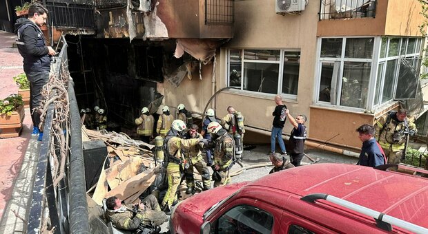 Incendio in una discoteca a Istanbul