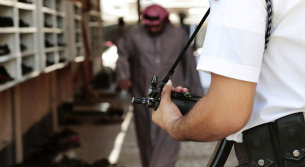Blitz antiterrorismo in Arabia Saudita: uccisi due sospetti miliziani dell'Isis, arrestati altri tre