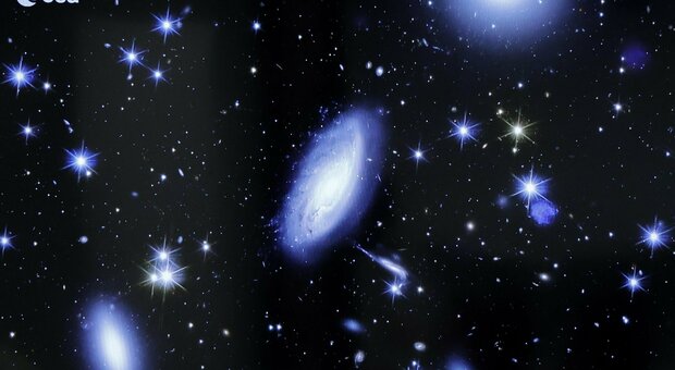 Spazio, galassie sconosciute e nebulose lontanissime: l'universo mai visto nelle immagini del telescopio Euclid