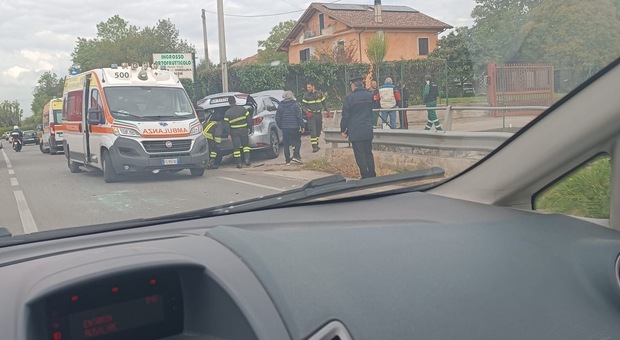 Anagni, tamponamento a catena sulla Casilina: una donna ferita e traffico in tilt