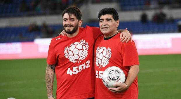 Maglia Napoli, Maradona jr: «Burlon l'ha dedicata a mio padre»