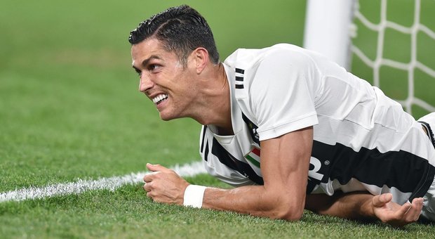 Cristiano Ronaldo, l'incoraggiamento della mamma: «Buona fortuna a te e alla Juventus»