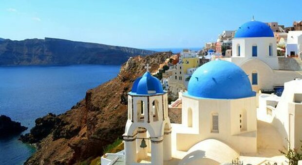 Turismo, asse Grecia-Italia per la ripartenza: obiettivo vacanze sicure