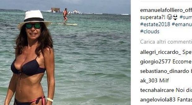 Emanuela Folliero, prova costume superata a 53 anni: boom di like su Instagram