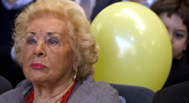 Morta Donna Assunta Almirante, la vedova del leader Msi aveva 100 anni. Funerali giovedì nella Basilica di piazza del Popolo