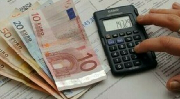 Stipendi, a Milano la busta paga è più alta del 90% rispetto a Palermo. Contratti a tempo ridotto: cosa