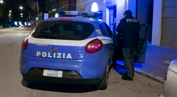 Pescara, assalto armato alla tabaccheria: ferita la titolare