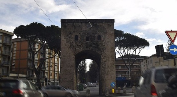 Variazioni al traffico in zona porta Romana, piazza Cavour e via San Francesco