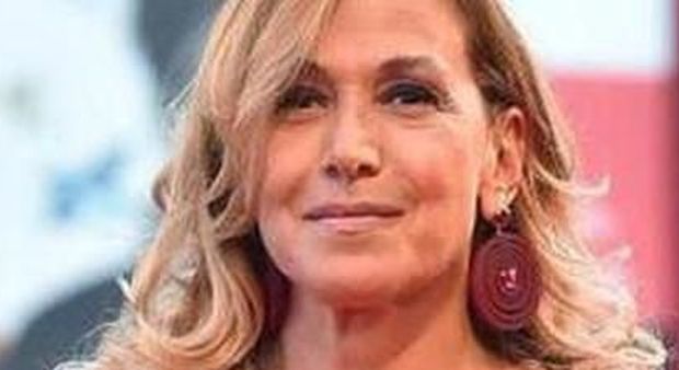 Barbara D urso non dovr pi pagare l assegno all ex marito