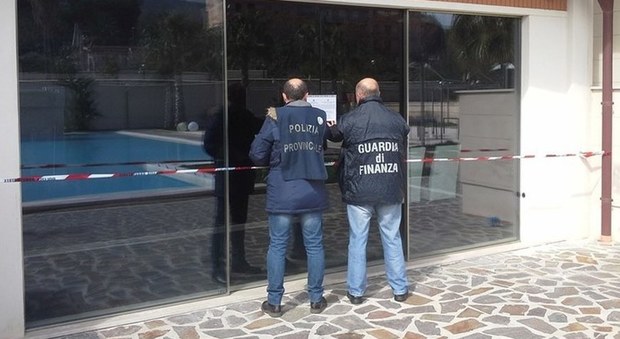 Fatture false, sequestrato hotel da due milioni di euro a Palinuro