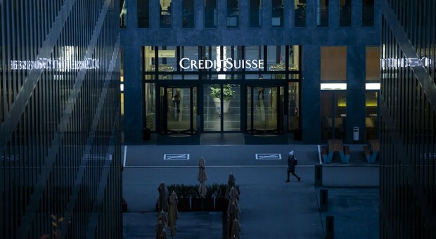 Credit Suisse, il crollo e la bufera sulle Borse: cosa è successo oggi (e perché il "no" degli arabi fa paura)