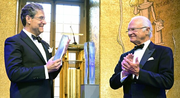 Andrea Rinaldo, il Nobel per l'acqua al professore veneziano: Stockholm Water Prize consegnato dal re di Svezia. «Il clima sta cambiando, dobbiamo cambiare anche noi»