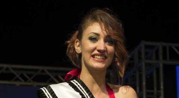 Volontaria del 118 di Ancona conquista la fascia di Miss Motors edizione 2015