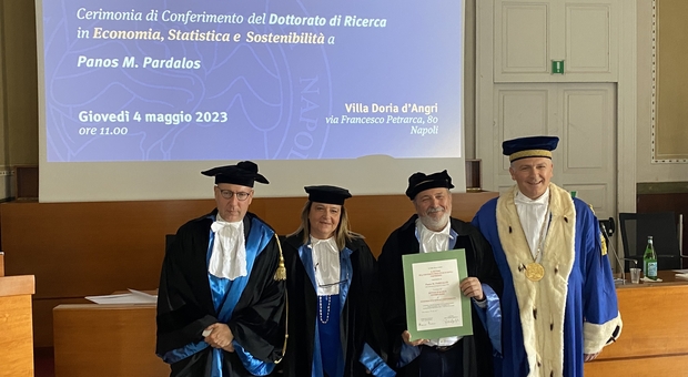 La cerimonia di conferimento del dottorato al professor Pardalos