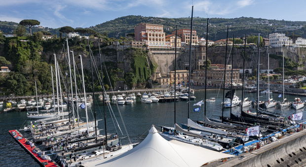 Il porto di Sorrento pronto ad ospitare la Tre Golfi Sailing week (credit Borlenghi/Rolex)