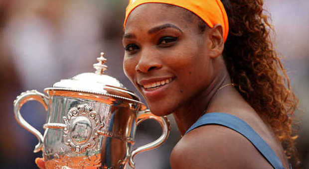 Serena Williams incinta del rapper Drake. I tabloid: "Vuole abbandonare il tennis"