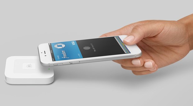 Apple Pay anche con CartaSi, accordo entro la fine dell'anno. Ecco con quali carte si può già usare