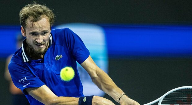 Chi è Daniil Medvedev, l'avversario di Sinner in semifinale dell'Atp Miami: età, carriera, ranking