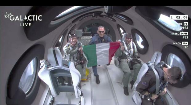 Virgin Galactic, il volo suborbitale con quattro italiani a bordo: ecco chi sono. «Missione riuscita»