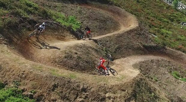 Bike park di Campolungo, volata a due per il bando: previsti un velodromo e piste anche per mountain bike e ciclocross con annessi spogliatoi