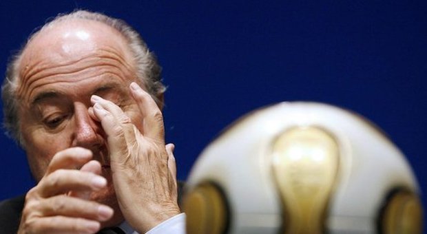 Blatter riunisce gli Stati Generali a Zurigo: dopo lo scandalo, parte la successione