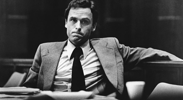 Ted Bundy, 28 anni fa sulla sedia elettrica la morte del serial killer più famoso al mondo