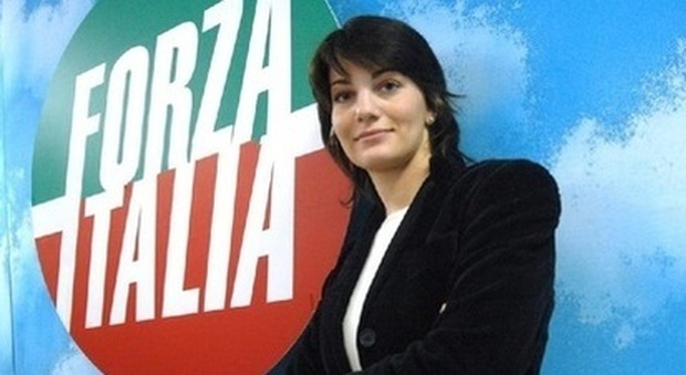 Innamorato pazzo della deputata Lara Comi, 10 mesi all'imprenditore stalker