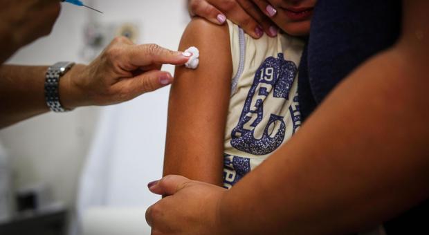 Campania, arriva l’influenza: finite le scorte dei vaccini