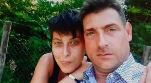 Omicidio Piacenza, Sebastiani confessa in lacrime: Elisa è morta strangolata. «Uccisa perché non voleva più vederlo»
