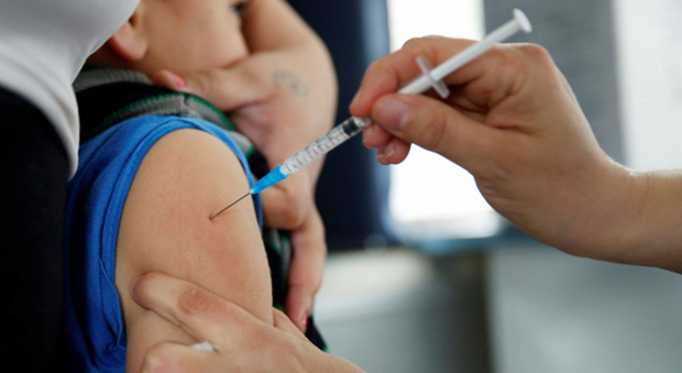 Vaccini obbligatori: nelle Marche mancano all'appello l'8% dei ragazzi