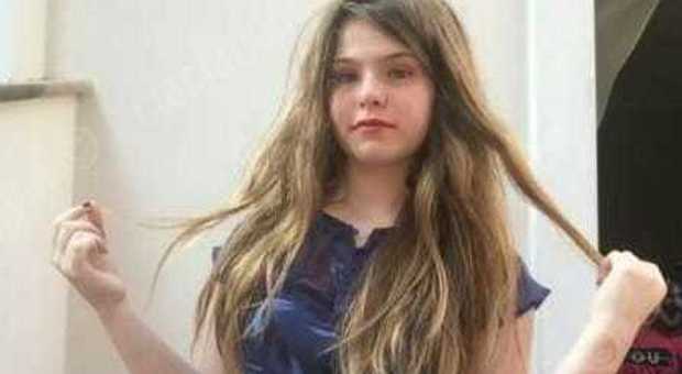 Sara Francesca muore a 13 anni aspirata dal bocchettone della piscina: era in vacanza con i genitori in hotel a Sperlonga